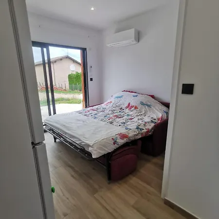 L'escapade, A 5 Minutes De L'a6 Apartmán